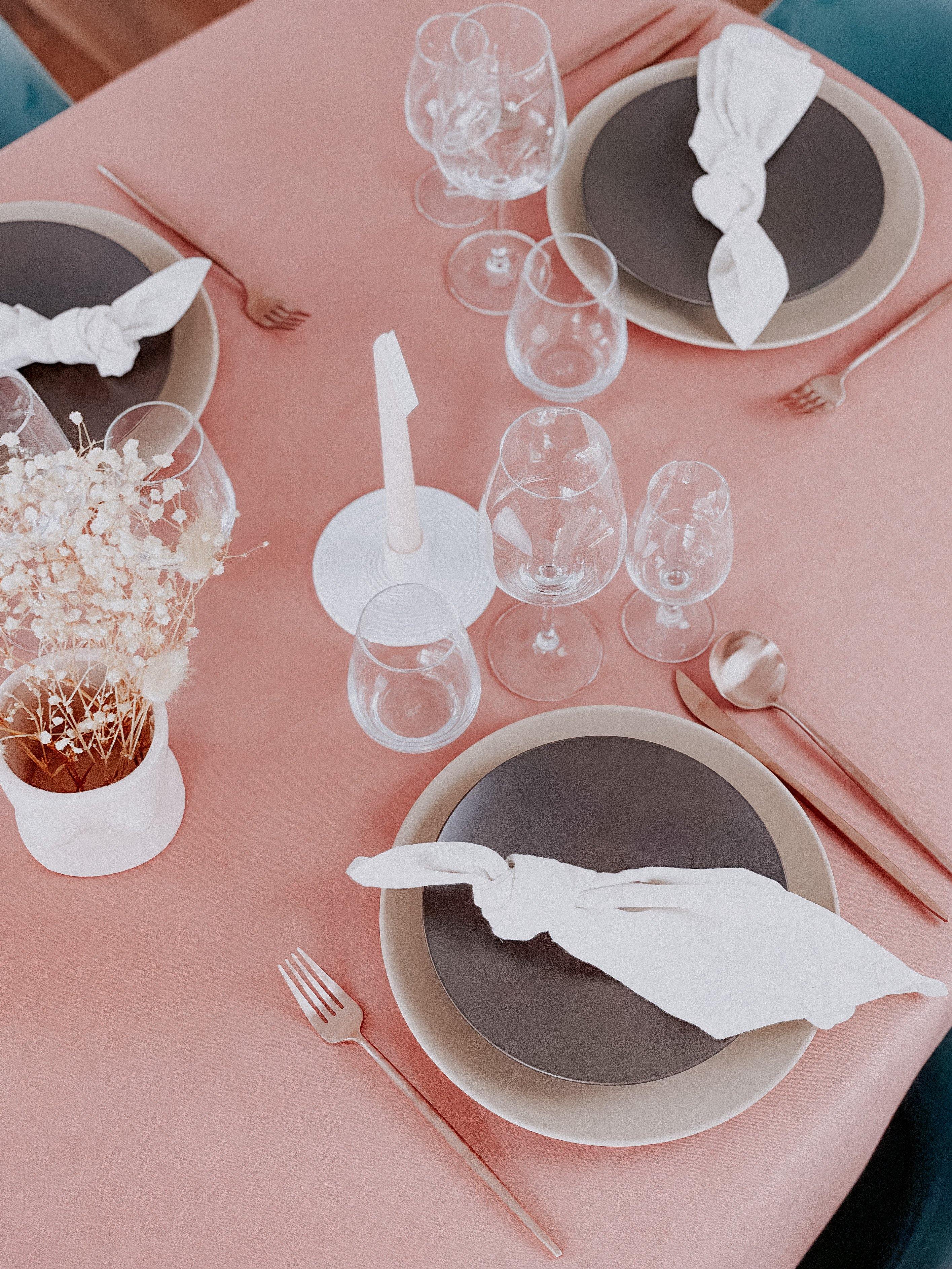 Battersea Linen Tablecloth – Unwashed Natural Pure Linen